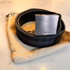 Burberry London Men's Belt Genuine made in Italy size 34/35